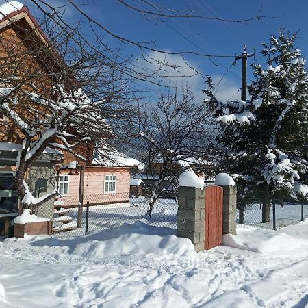 У Андрушка 호텔 보로크타 외부 사진